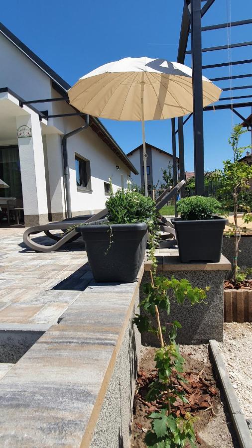 Relax Balaton Apartmanok Balatonfüred Eksteriør billede